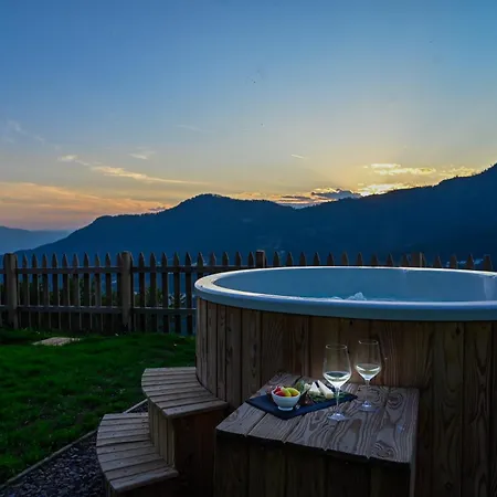 Laris Mountain House Chata